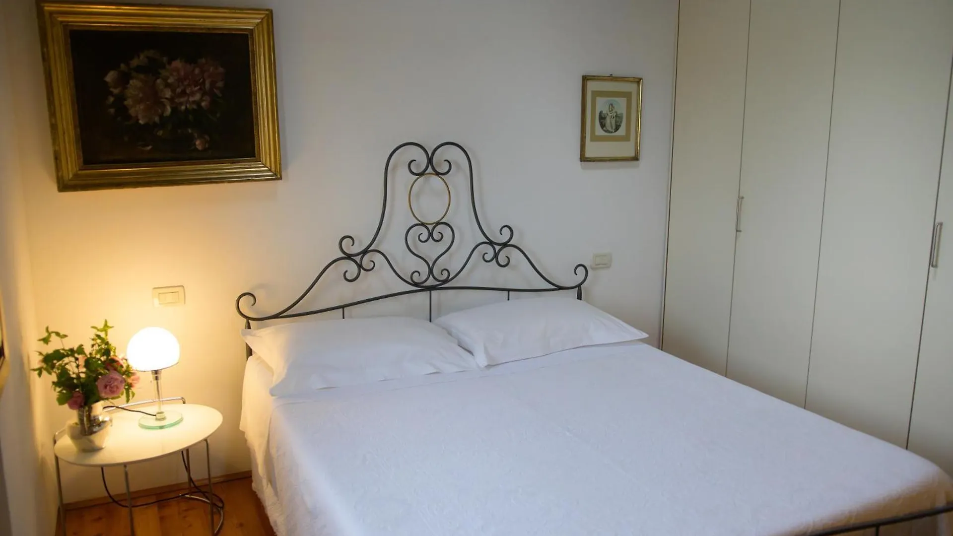 Palazzetto Ardi Bed & Breakfast Torri di Confine