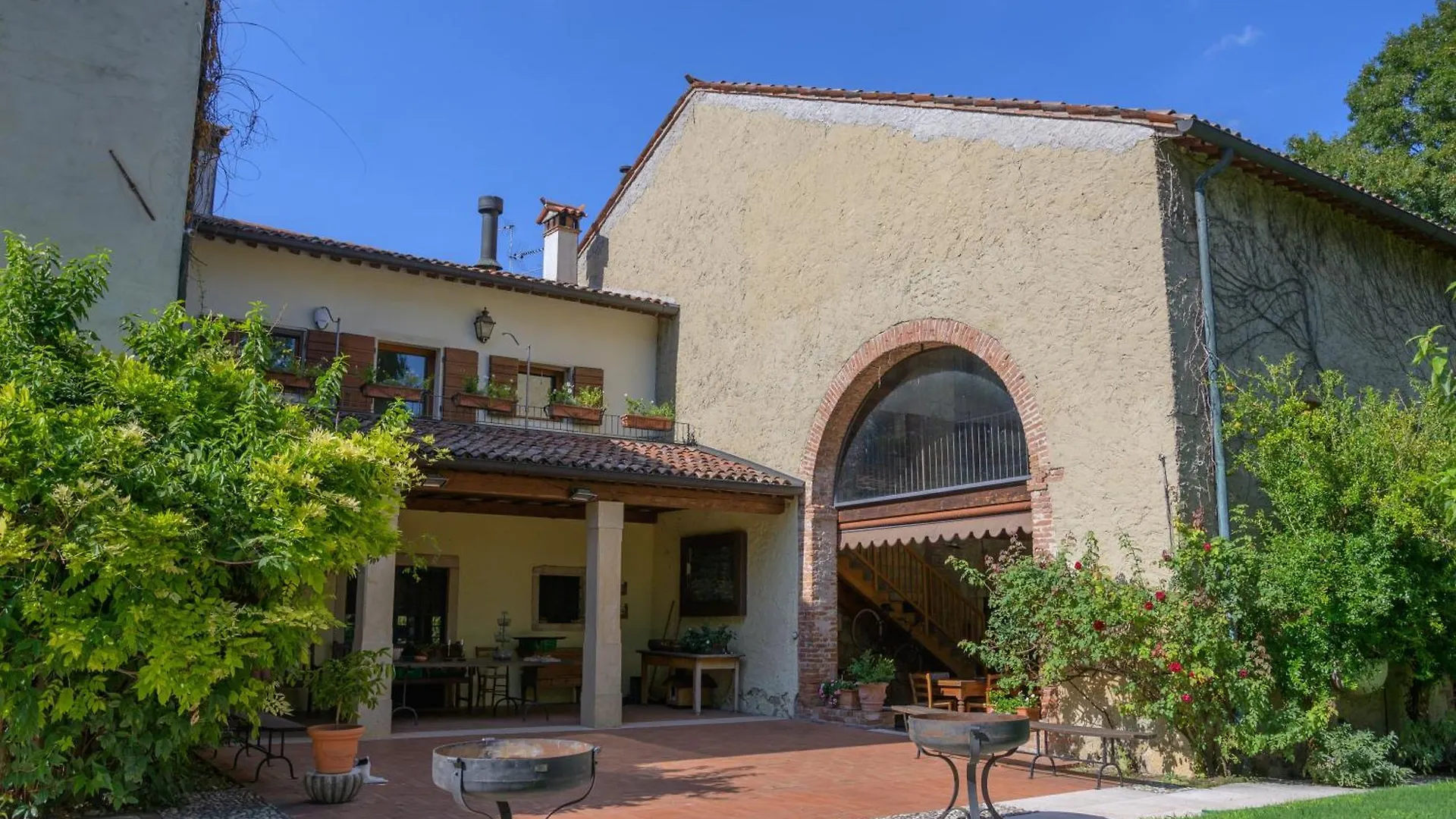 Palazzetto Ardi Bed & Breakfast Torri di Confine