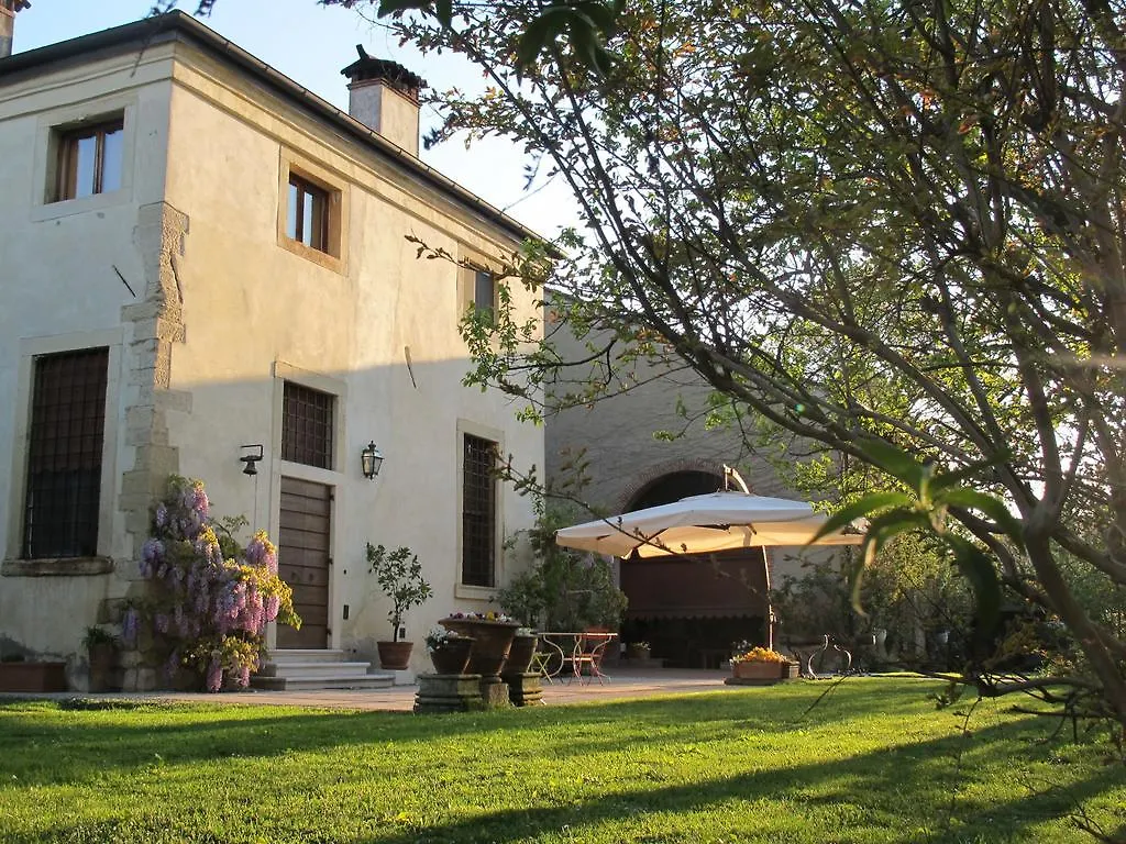 Palazzetto Ardi Bed and Breakfast Torri di Confine