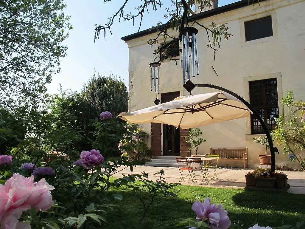 Palazzetto Ardi Bed & Breakfast Torri di Confine